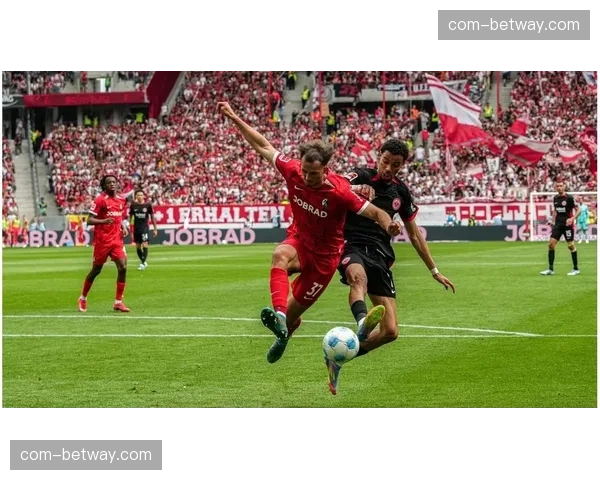 利物浦主场五球大胜西汉姆联 埃基蒂克传射建功助球队逼近前四